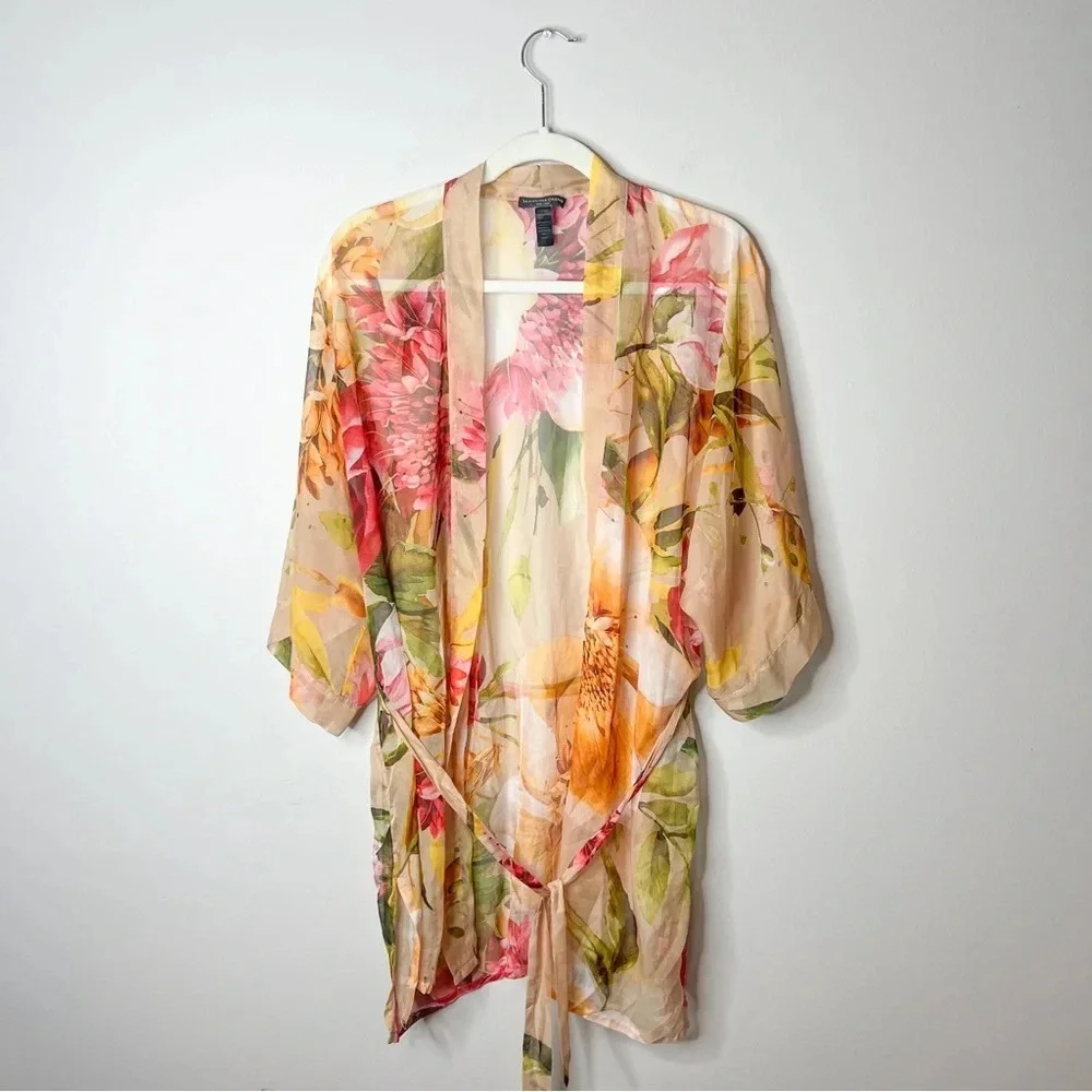 Samantha Chang Lifestyle Printed Short Kimono